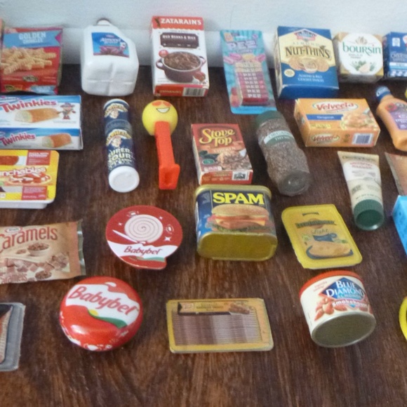 35 MINI BRANDS ASSORTMENT - Picture 3 of 10